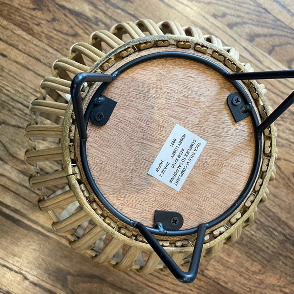 Natural Lantern On Stand set of 2 (FINAL PRICE) #750925 - Picture 5 of 8